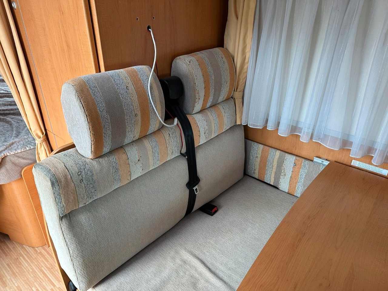 Polointegrovaný obytný vůz HYMER / ERIBA / HYMERCAR TRAMP T 572 CL/Festbett/Klima/Markise HYMER / ERIBA / HYMERCAR TRAMP T 572 CL/Festbett/Klima/Markise: obrázek 20