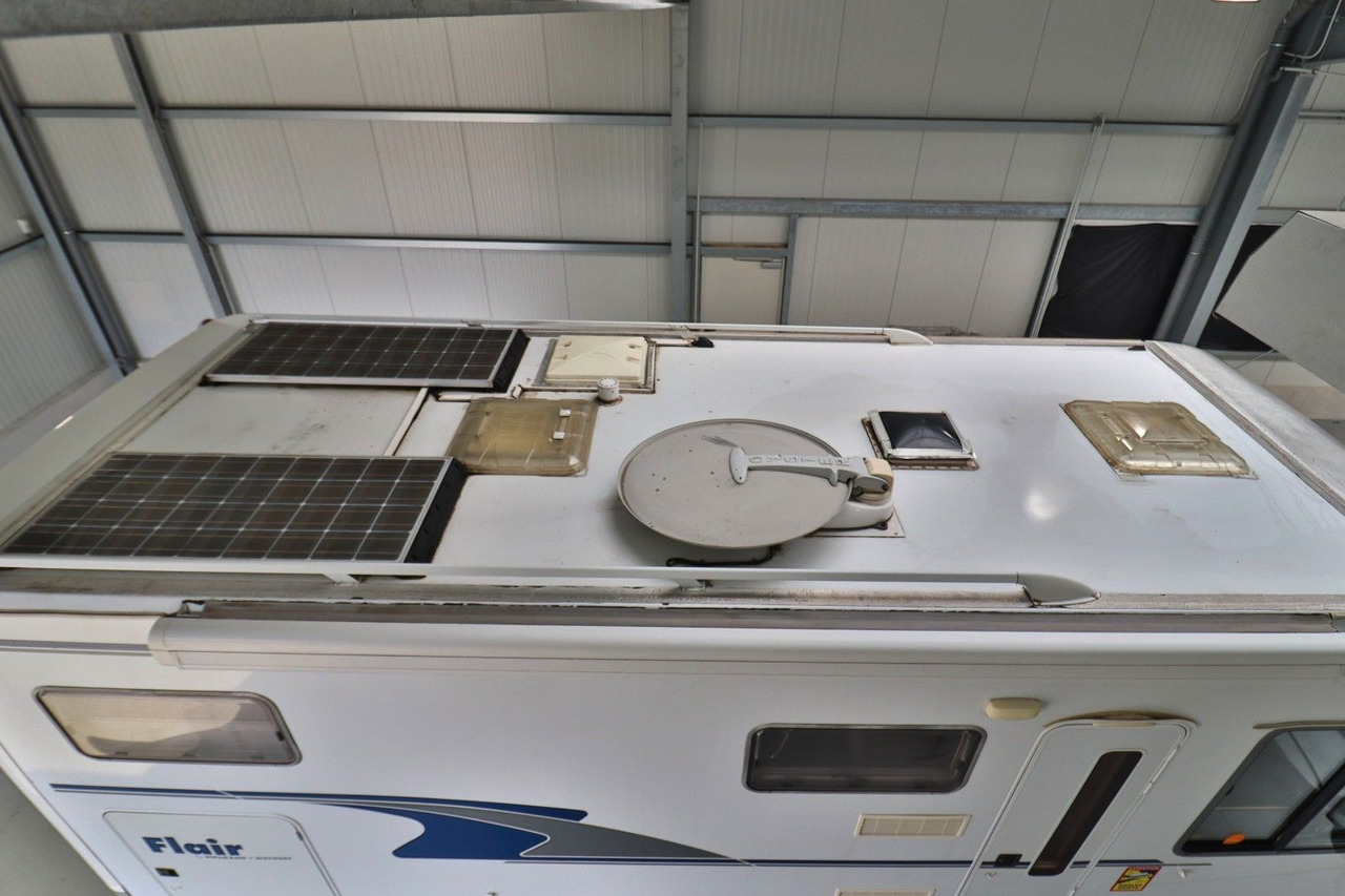 Niesmann + Bischoff Flair I 6700 TA/Festbett+Hubbett/Klima/Solar - Integrovaný obytný vůz: obrázek 4 Niesmann + Bischoff Flair I 6700 TA/Festbett+Hubbett/Klima/Solar - Integrovaný obytný vůz: obrázek 4