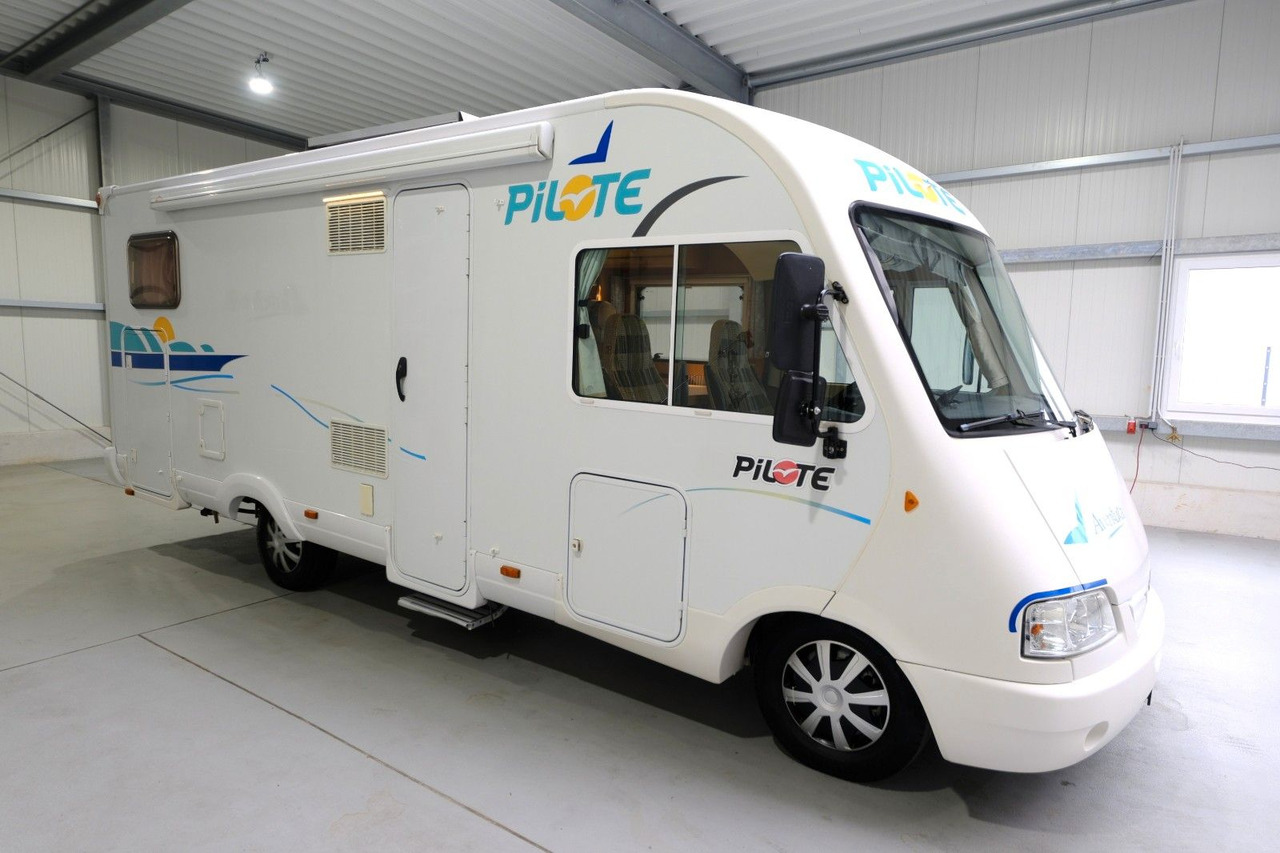 Pilote Aventura/Festbett+Hubbett/Garage/Klima/Solar - Integrovaný obytný vůz: obrázek 1 Pilote Aventura/Festbett+Hubbett/Garage/Klima/Solar - Integrovaný obytný vůz: obrázek 1
