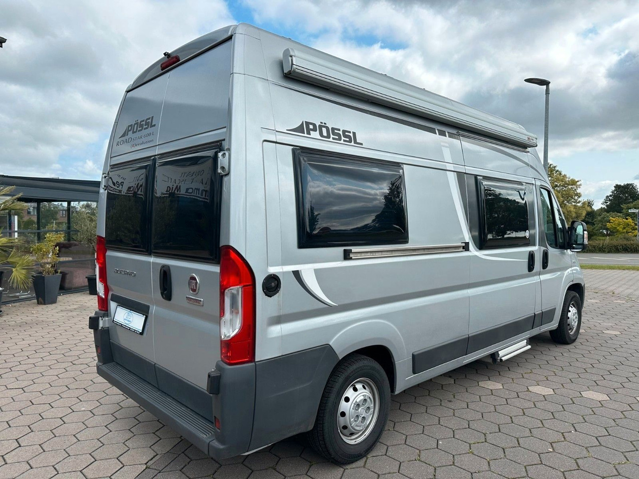 Pössl Roadstar 600 L Revolution/Festbett+Hubbett/TOP - Obytná dodávka: obrázek 4 Pössl Roadstar 600 L Revolution/Festbett+Hubbett/TOP - Obytná dodávka: obrázek 4