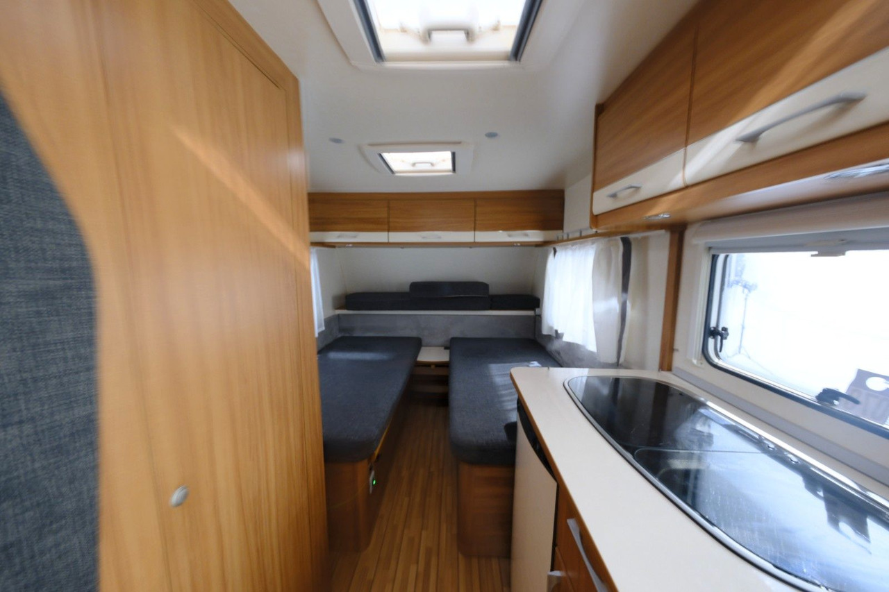 Karavan Weinsberg CaraOne 480 EU -Einzelbetten+Rundsitzgruppe: obrázek 13