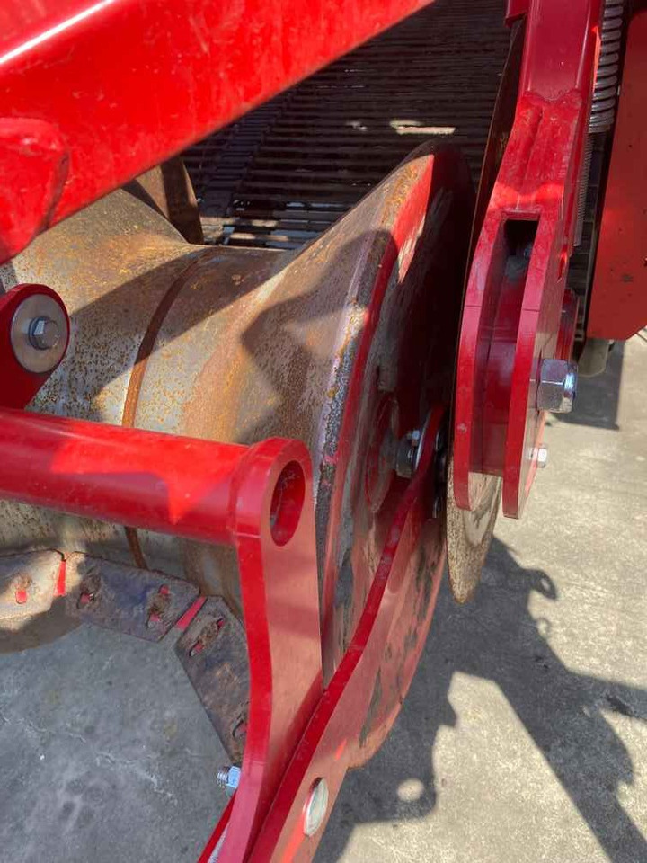 Grimme SE 150-60 UB - Kombajn: obrázek 4 Grimme SE 150-60 UB - Kombajn: obrázek 4