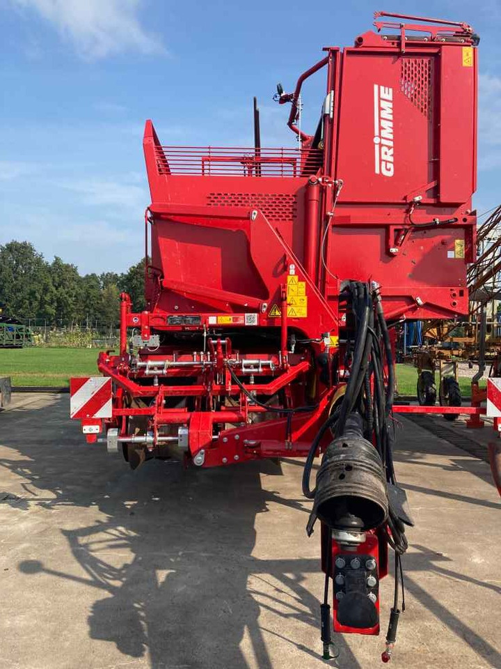 Grimme SE 150-60 UB - Kombajn: obrázek 1 Grimme SE 150-60 UB - Kombajn: obrázek 1