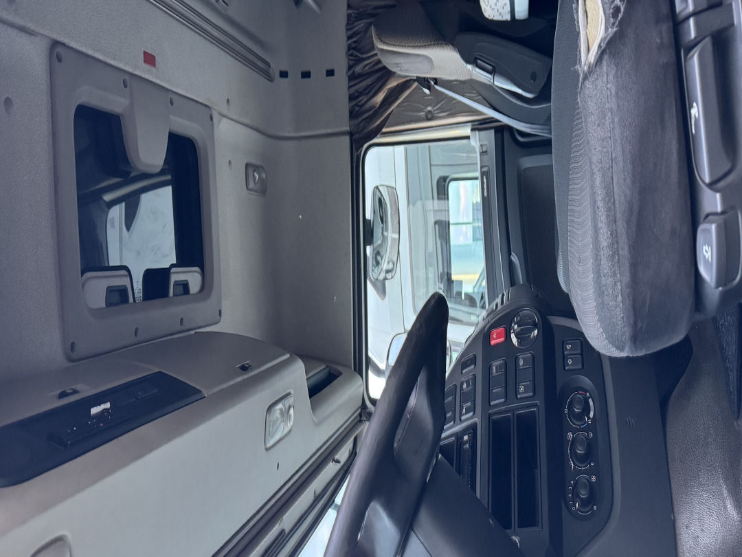 DAF XF 460 - Tahač: obrázek 4 DAF XF 460 - Tahač: obrázek 4