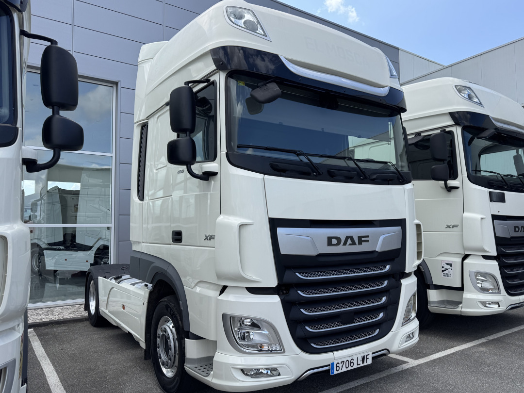 DAF XF 480 Super Space Cab - Tahač: obrázek 2 DAF XF 480 Super Space Cab - Tahač: obrázek 2