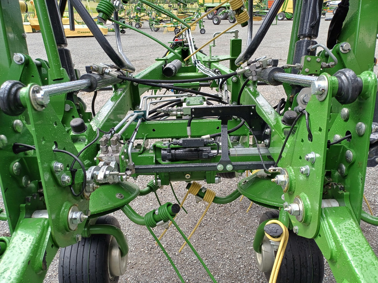 Krone Vendro T 1020 (23756) - Obraceč/ Shrnovač: obrázek 5 Krone Vendro T 1020 (23756) - Obraceč/ Shrnovač: obrázek 5