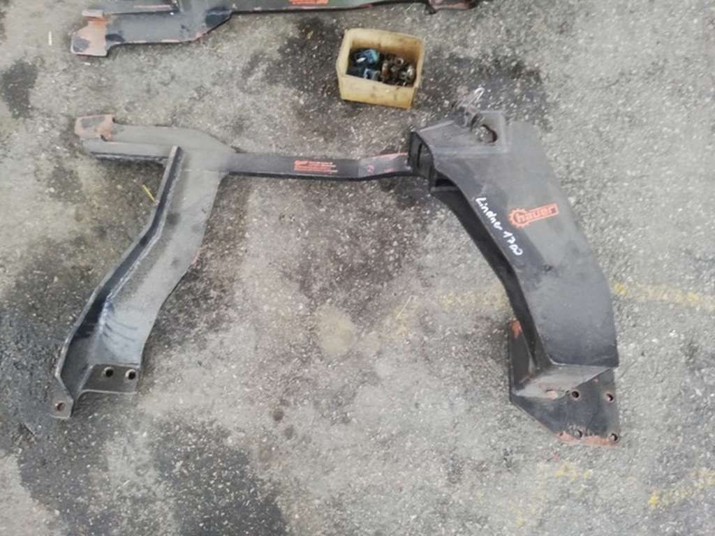 Hauer Oberrahmen N zu Steyr 9078,9083,9086 (11740) - Příslušenství pro Traktor: obrázek 5 Hauer Oberrahmen N zu Steyr 9078,9083,9086 (11740) - Příslušenství pro Traktor: obrázek 5