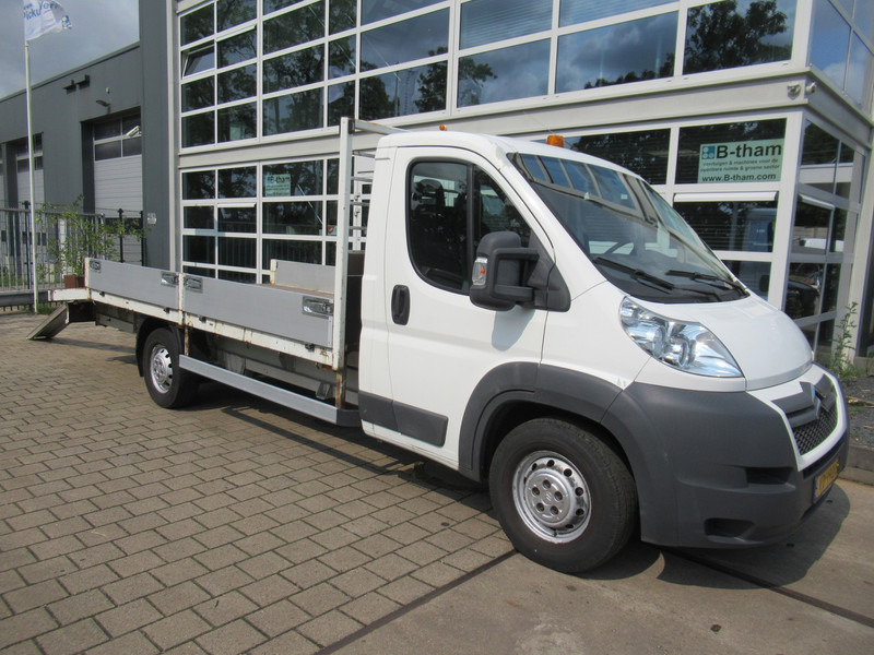 Citroën Jumper 35 2.2 HDI 110KW L4 Heavy Autotransporter - Dodávka valník: obrázek 2 Citroën Jumper 35 2.2 HDI 110KW L4 Heavy Autotransporter - Dodávka valník: obrázek 2