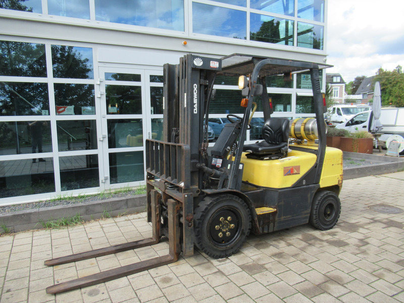 Daewoo G30P-3 Heftruck LPG - Plynový vysokozdvižný vozík: obrázek 2 Daewoo G30P-3 Heftruck LPG - Plynový vysokozdvižný vozík: obrázek 2