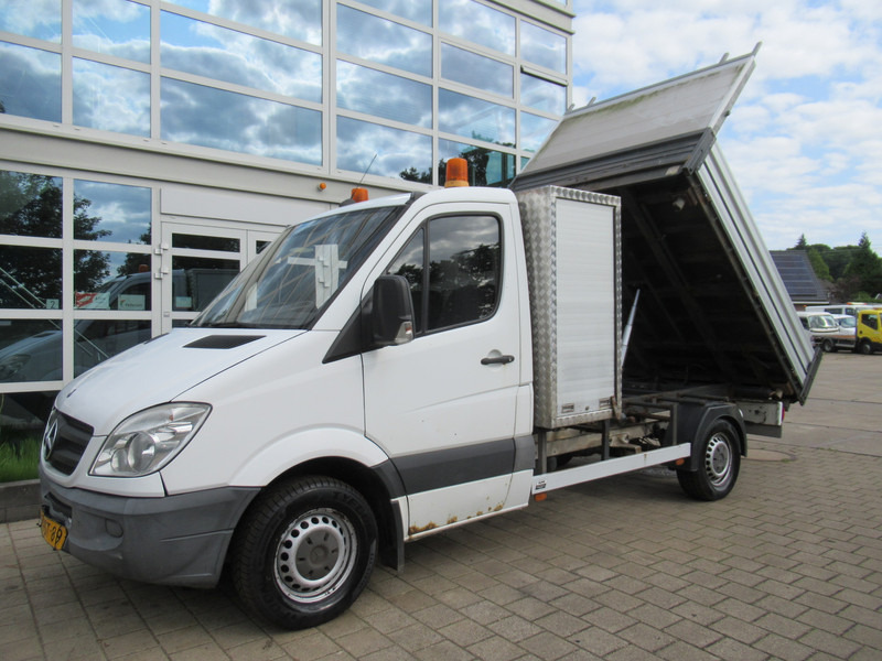 Mercedes-Benz Sprinter 310 2.2 CDI 70KW 366 3-Z./S./W. Kipper Tipper - Dodávka sklápěč: obrázek 2 Mercedes-Benz Sprinter 310 2.2 CDI 70KW 366 3-Z./S./W. Kipper Tipper - Dodávka sklápěč: obrázek 2