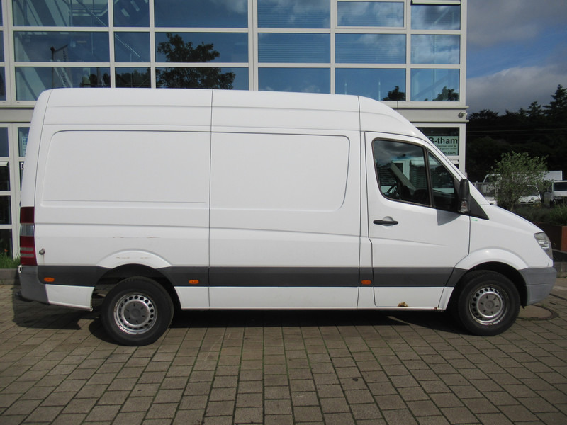 Mercedes-Benz Sprinter 313 2.2 CDI 366 L2H2 AIRCO - Klima - Furgon: obrázek 3 Mercedes-Benz Sprinter 313 2.2 CDI 366 L2H2 AIRCO - Klima - Furgon: obrázek 3