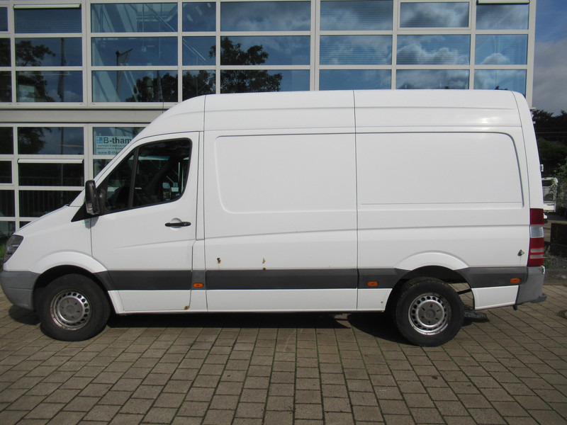 Mercedes-Benz Sprinter 313 2.2 CDI 366 L2H2 AIRCO - Klima - Furgon: obrázek 4 Mercedes-Benz Sprinter 313 2.2 CDI 366 L2H2 AIRCO - Klima - Furgon: obrázek 4