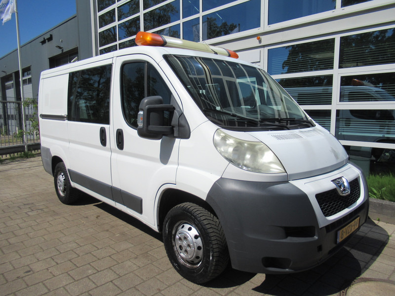 Peugeot Boxer 330 2.2 HDI 96KW L1H P+ DOKA Dubbelcabine AIRCO - Malá dodávka, Dodávka s dvojitou kabinou: obrázek 3 Peugeot Boxer 330 2.2 HDI 96KW L1H P+ DOKA Dubbelcabine AIRCO - Malá dodávka, Dodávka s dvojitou kabinou: obrázek 3