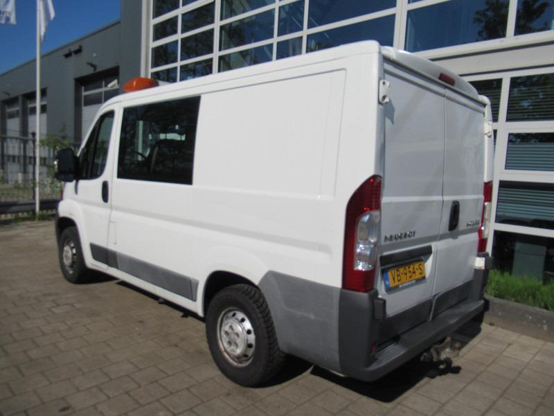 Peugeot Boxer 330 2.2 HDI 96KW L1H1 DOKA Dubbelcabine AIRCO P+ - Malá dodávka, Dodávka s dvojitou kabinou: obrázek 3 Peugeot Boxer 330 2.2 HDI 96KW L1H1 DOKA Dubbelcabine AIRCO P+ - Malá dodávka, Dodávka s dvojitou kabinou: obrázek 3