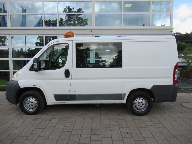 Peugeot Boxer 330 2.2 HDI L1H1 P+ Dubbelcabine DOKA airco - Malá dodávka, Dodávka s dvojitou kabinou: obrázek 4 Peugeot Boxer 330 2.2 HDI L1H1 P+ Dubbelcabine DOKA airco - Malá dodávka, Dodávka s dvojitou kabinou: obrázek 4