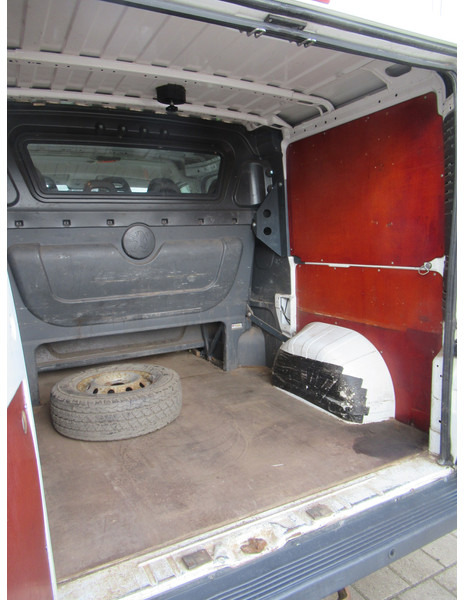 Malá dodávka, Dodávka s dvojitou kabinou Peugeot Boxer 330 2.2 HDI L1H1 P+ Dubbelcabine DOKA airco: obrázek 13
