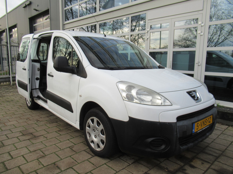 Peugeot Partner 122 1.6 HDI L1XT Pr+ AIRCO - Malá dodávka: obrázek 2 Peugeot Partner 122 1.6 HDI L1XT Pr+ AIRCO - Malá dodávka: obrázek 2