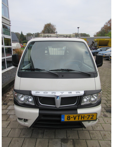 Piaggio Porter 1.3i 46KW Extra PICKUP Bi-Fuel Benzine - CNG - Dodávka valník: obrázek 5 Piaggio Porter 1.3i 46KW Extra PICKUP Bi-Fuel Benzine - CNG - Dodávka valník: obrázek 5