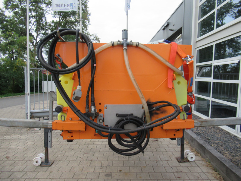 RASCO SOLID TG 0.85 VHP20 0.85M3 + 480L Salz Salt Spreader ROTACIJSKI POSIPAC - Sypač písku/ Soli: obrázek 4 RASCO SOLID TG 0.85 VHP20 0.85M3 + 480L Salz Salt Spreader ROTACIJSKI POSIPAC - Sypač písku/ Soli: obrázek 4