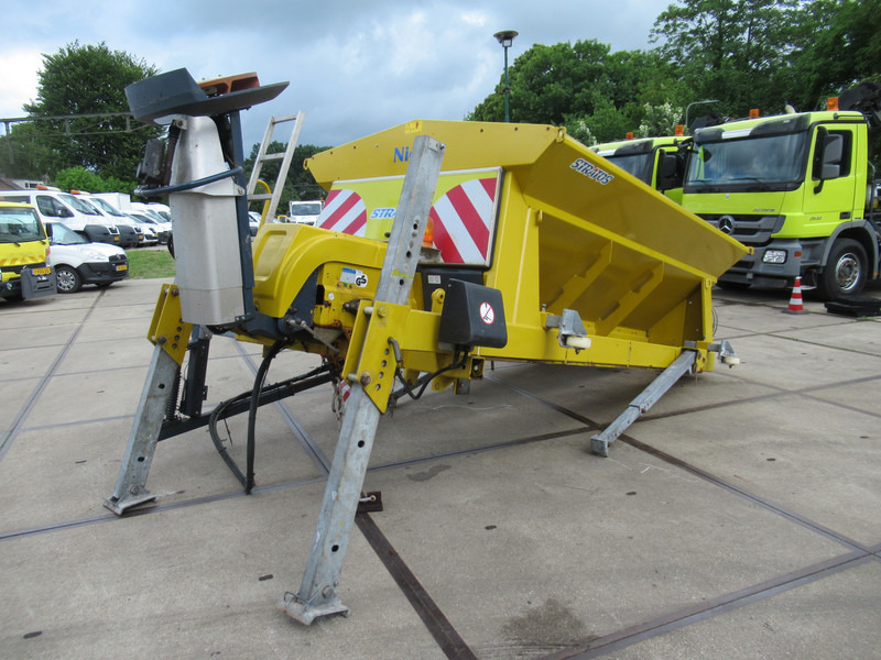 Schmidt NIDO STRATOS B40-36 PAL ROTO-power Salzstreuer Saltspreader Zoutstrooier - Sypač písku/ Soli: obrázek 3 Schmidt NIDO STRATOS B40-36 PAL ROTO-power Salzstreuer Saltspreader Zoutstrooier - Sypač písku/ Soli: obrázek 3