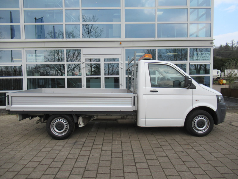 Volkswagen Transporter T5 2.0 TDI 62KW L2H1 Pick-Up Open laadbak - Dodávka valník: obrázek 3 Volkswagen Transporter T5 2.0 TDI 62KW L2H1 Pick-Up Open laadbak - Dodávka valník: obrázek 3