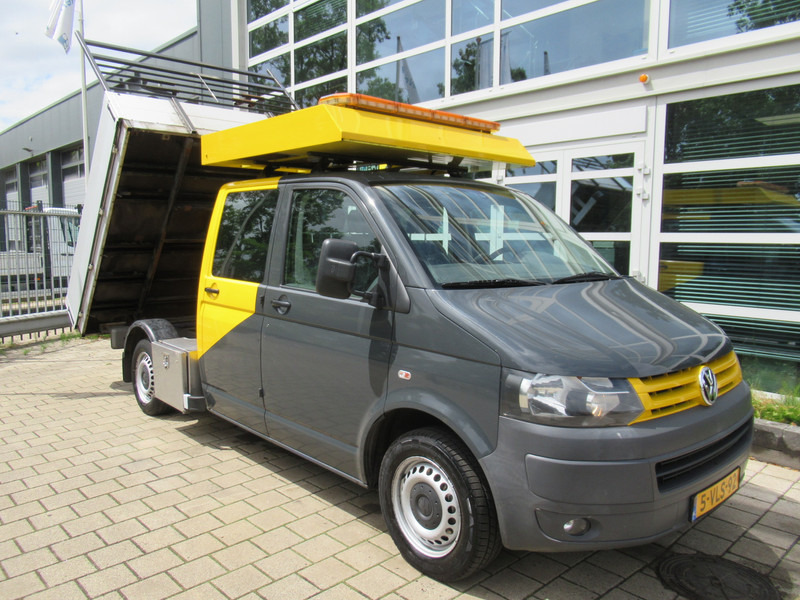 Volkswagen Transporter T5 2.0 TDI 75KW L2H1 DOKA dubbelcabine Kipper Actiebord - Dodávka sklápěč, Dodávka s dvojitou kabinou: obrázek 4 Volkswagen Transporter T5 2.0 TDI 75KW L2H1 DOKA dubbelcabine Kipper Actiebord - Dodávka sklápěč, Dodávka s dvojitou kabinou: obrázek 4