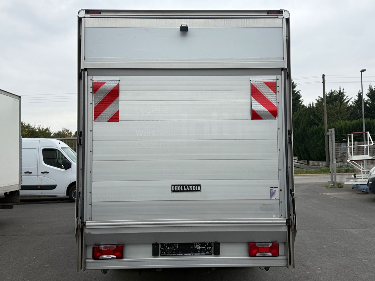 Iveco Daily 70C18 HiMatic / Luft/ Lbw./ Klima/ E6/ Top - Dodávka skřín: obrázek 5 Iveco Daily 70C18 HiMatic / Luft/ Lbw./ Klima/ E6/ Top - Dodávka skřín: obrázek 5