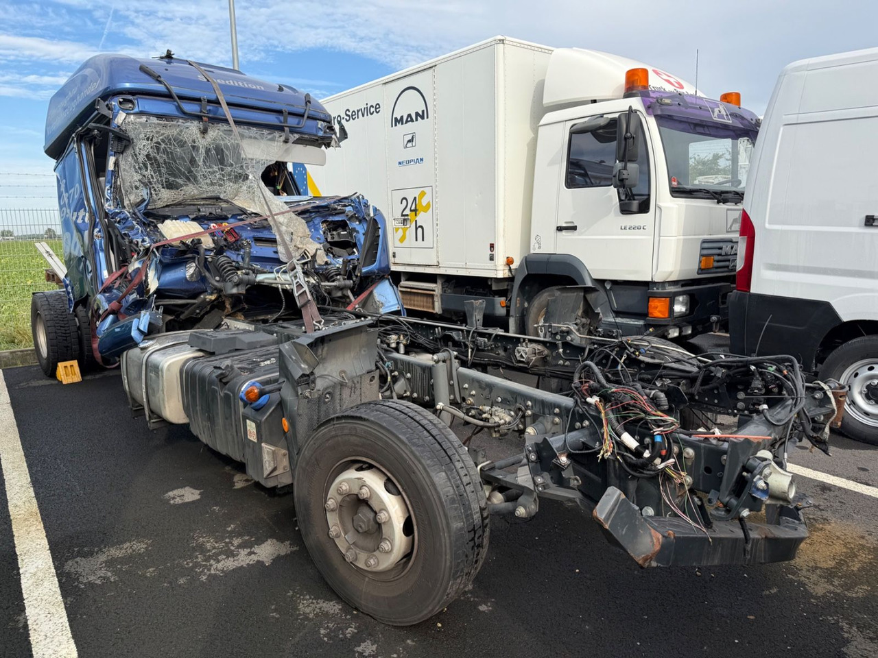 Iveco Eurocargo 110EL250 Unfallchassis - Přepravník automobilů: obrázek 2 Iveco Eurocargo 110EL250 Unfallchassis - Přepravník automobilů: obrázek 2