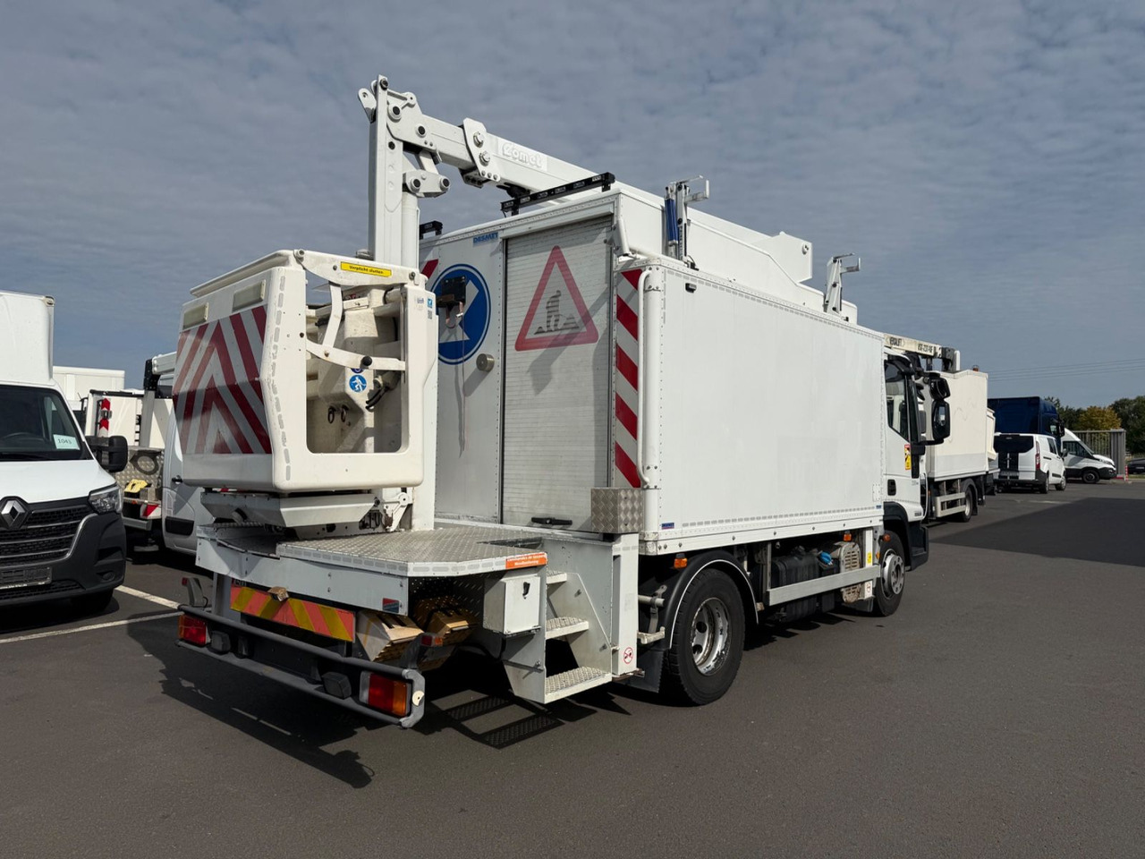 Iveco Eurocargo 120E18 E5/15m/Comet 151TAL - Autoplošina: obrázek 4 Iveco Eurocargo 120E18 E5/15m/Comet 151TAL - Autoplošina: obrázek 4