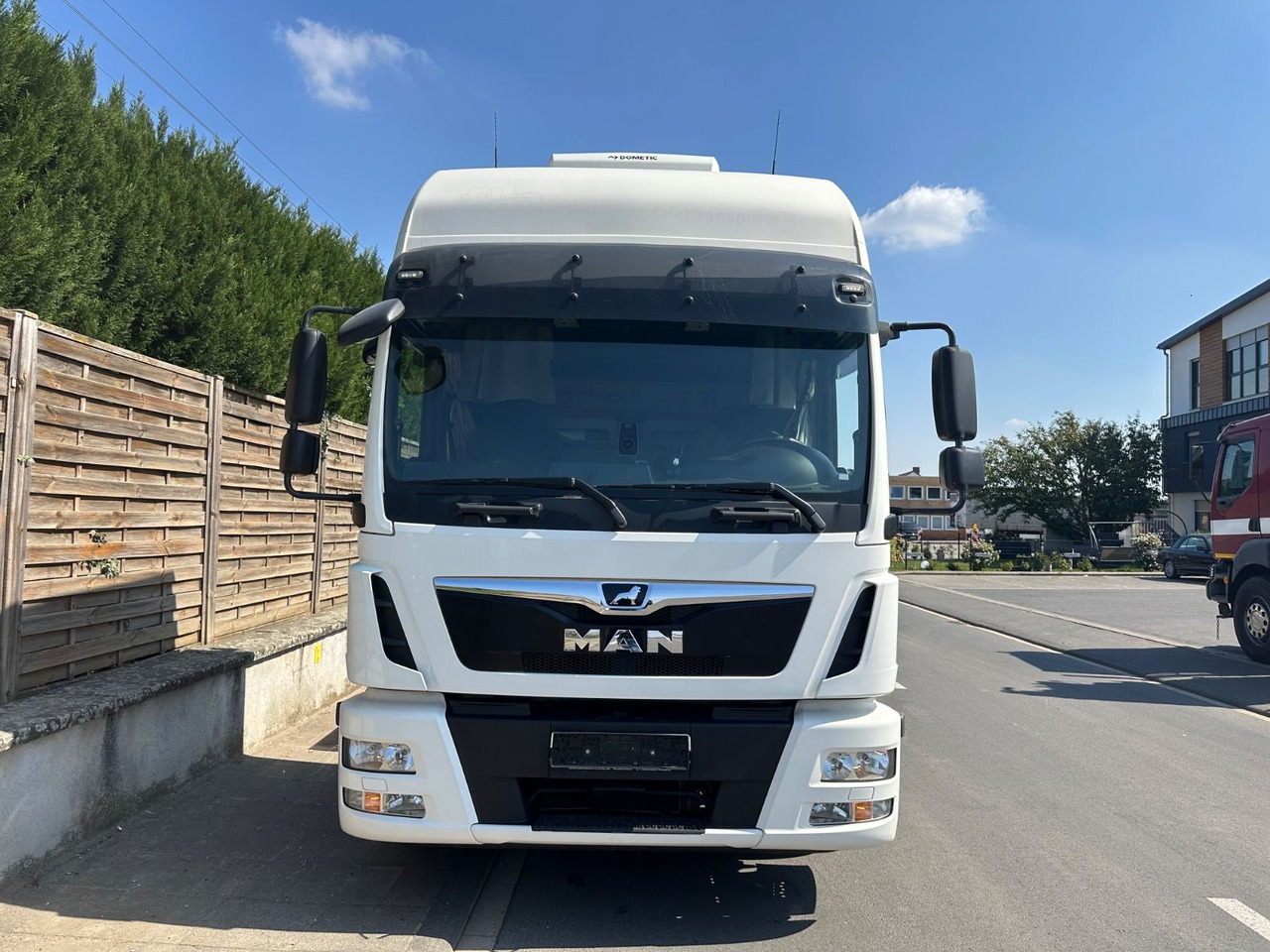 MAN 8.250 TGL*VDI2700*TOP*4-er Zug BFT Anhänger MAN 8.250 TGL*4er-Zug*XLX Kabine*VDI2700*TOP* - Přepravník automobilů: obrázek 3 MAN 8.250 TGL*VDI2700*TOP*4-er Zug BFT Anhänger MAN 8.250 TGL*4er-Zug*XLX Kabine*VDI2700*TOP* - Přepravník automobilů: obrázek 3