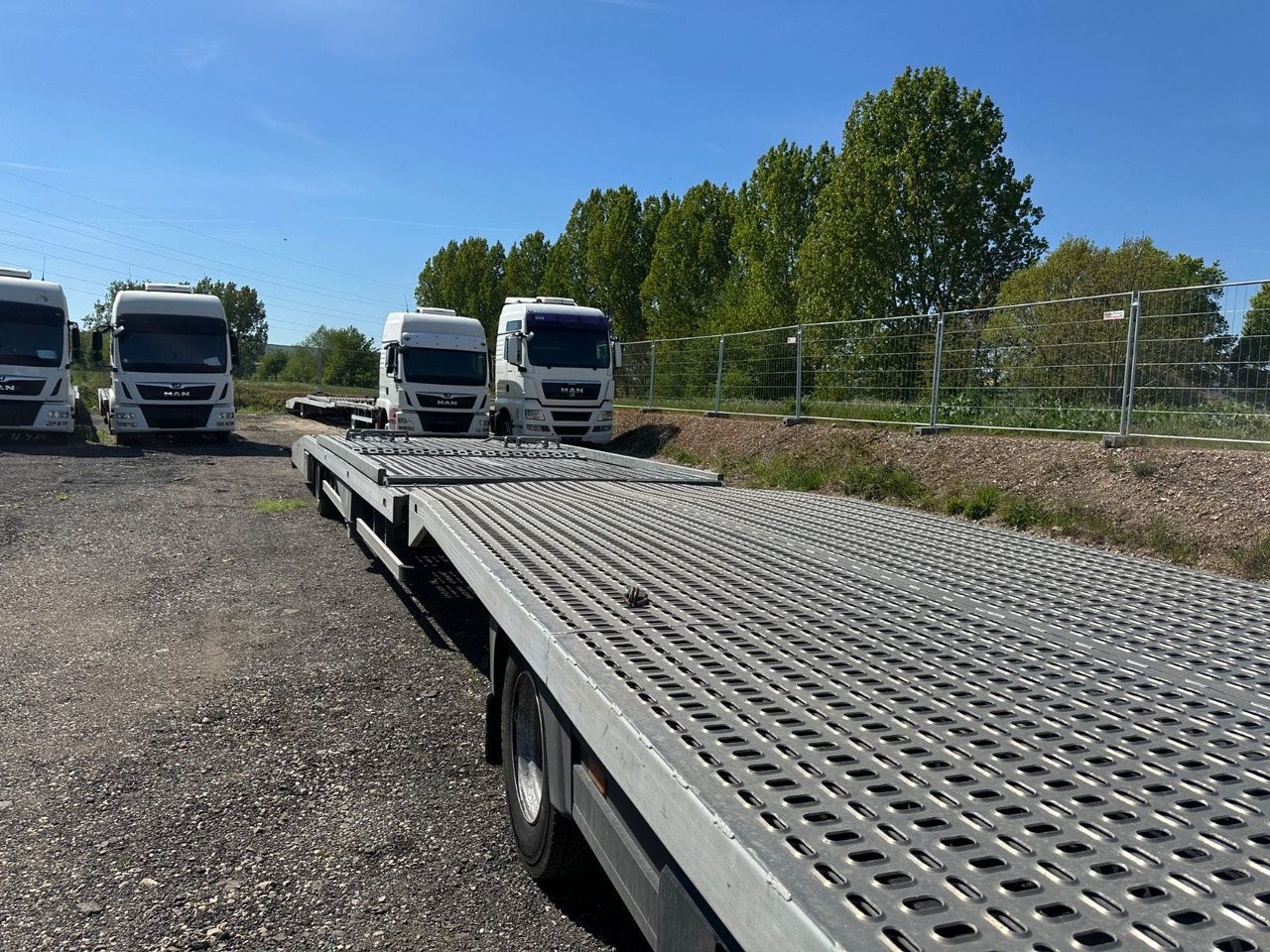 Mercedes-Benz Atego 1024 Flachzug 2-Bett Winde VDI2700 - Přepravník automobilů: obrázek 4 Mercedes-Benz Atego 1024 Flachzug 2-Bett Winde VDI2700 - Přepravník automobilů: obrázek 4