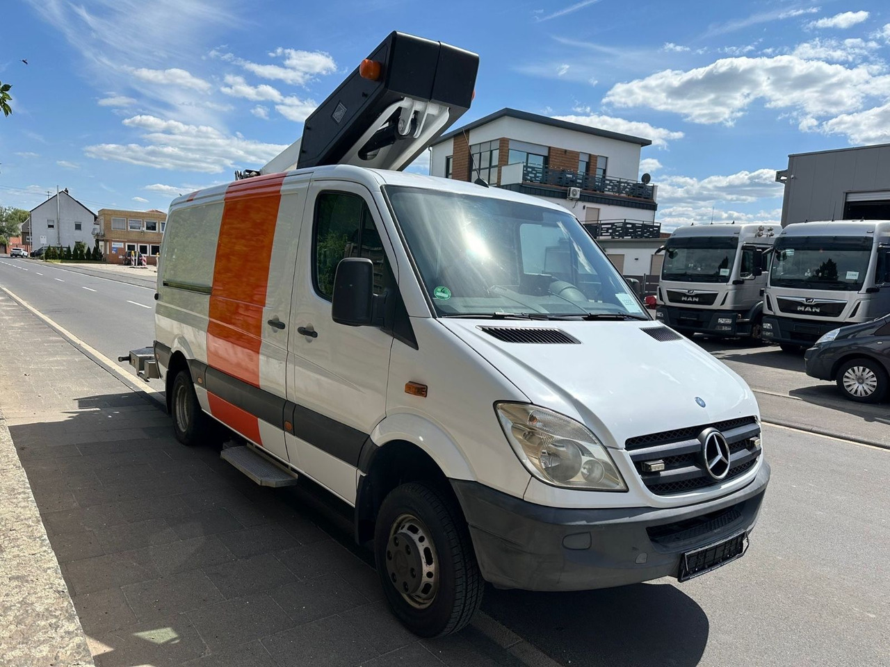 Mercedes-Benz Sprinter 515 CDI 4X4 13,2m Versailift ET-38-LFHD - Autoplošina: obrázek 4 Mercedes-Benz Sprinter 515 CDI 4X4 13,2m Versailift ET-38-LFHD - Autoplošina: obrázek 4
