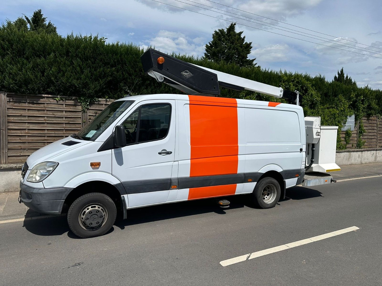Mercedes-Benz Sprinter 515 CDI 4X4 13,2m Versailift ET-38-LFHD - Autoplošina: obrázek 1 Mercedes-Benz Sprinter 515 CDI 4X4 13,2m Versailift ET-38-LFHD - Autoplošina: obrázek 1