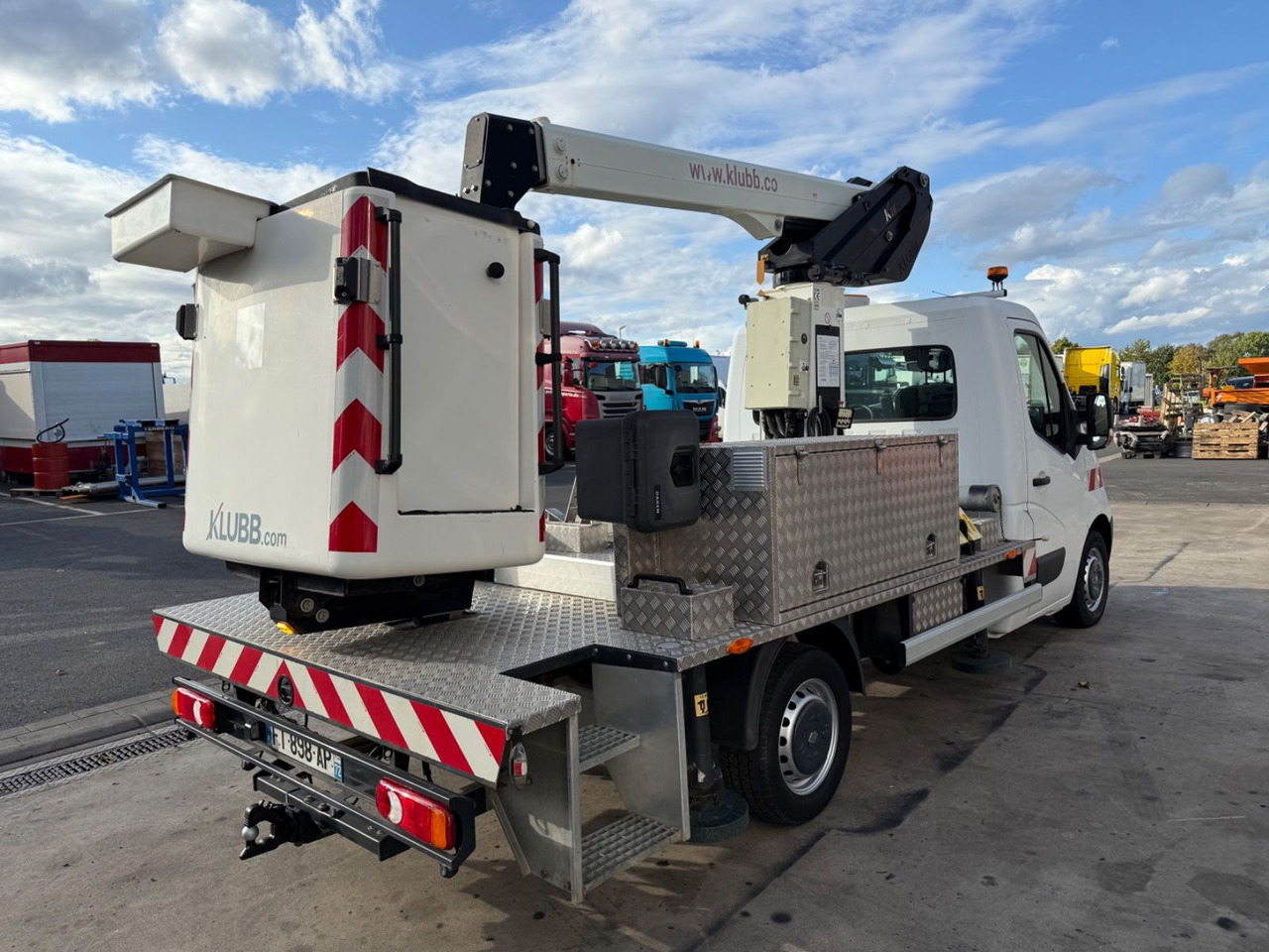 Renault Master III Steiger/11,2m/3,5t/Klubb K26/AHK - Autoplošina: obrázek 5 Renault Master III Steiger/11,2m/3,5t/Klubb K26/AHK - Autoplošina: obrázek 5