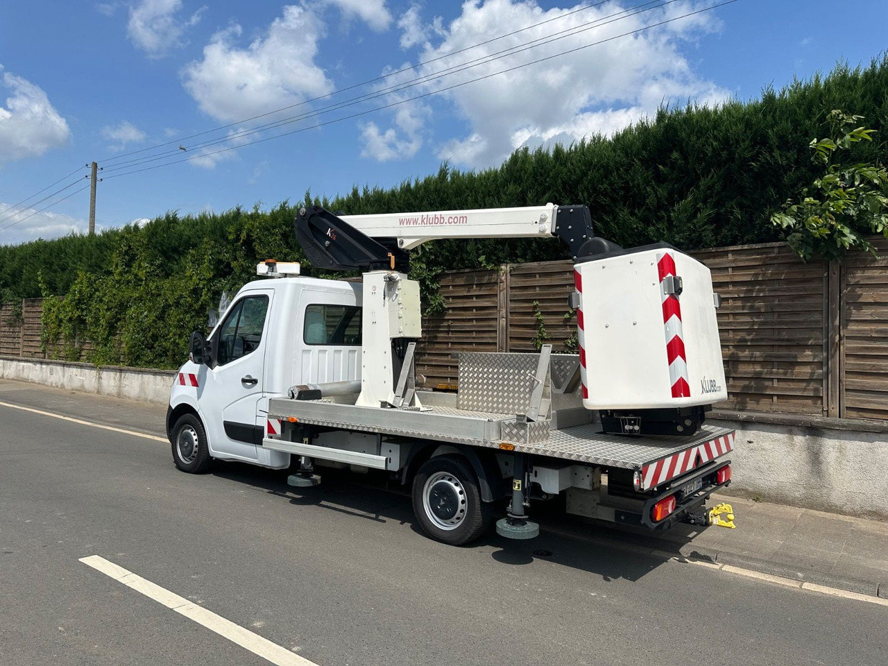 Renault Master III Steiger/11,2m/3,5t/Klubb K26/AHK - Autoplošina: obrázek 3 Renault Master III Steiger/11,2m/3,5t/Klubb K26/AHK - Autoplošina: obrázek 3