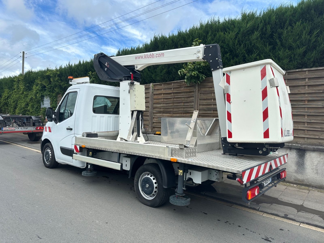 Renault Master III Steiger/11,2m/3,5t/Klubb K26/Klima - Autoplošina: obrázek 4 Renault Master III Steiger/11,2m/3,5t/Klubb K26/Klima - Autoplošina: obrázek 4