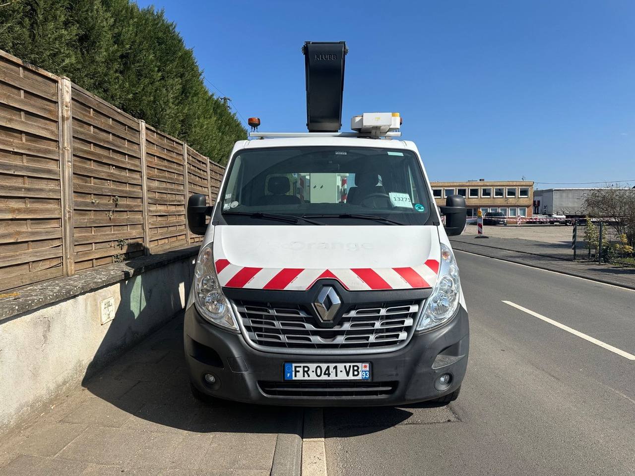 Renault Master III*Steiger 12m*orig.km*Topzustand* Renault Master III/Steiger 11,2m/orig.km*Topzustand* - Autoplošina, Dodávka: obrázek 3 Renault Master III*Steiger 12m*orig.km*Topzustand* Renault Master III/Steiger 11,2m/orig.km*Topzustand* - Autoplošina, Dodávka: obrázek 3