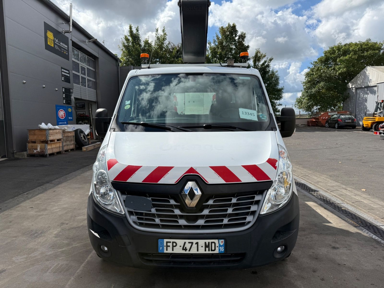 Renault Master III Steiger Klubb K26 / 11,2m / 200Kg - Autoplošina: obrázek 2 Renault Master III Steiger Klubb K26 / 11,2m / 200Kg - Autoplošina: obrázek 2
