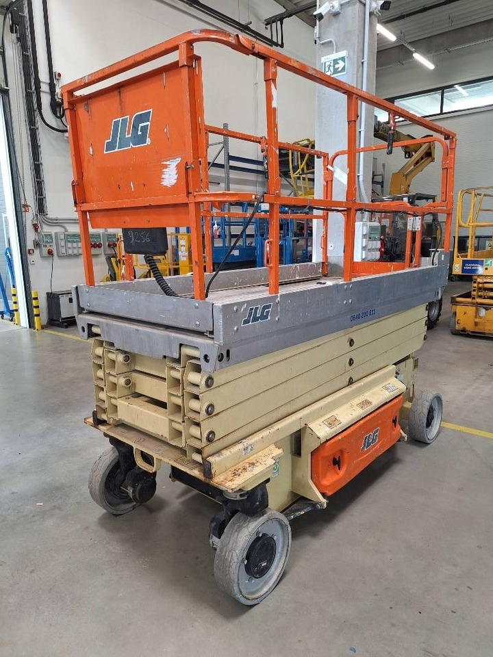 JLG 2646 ES - Nůžková plošina: obrázek 3 JLG 2646 ES - Nůžková plošina: obrázek 3