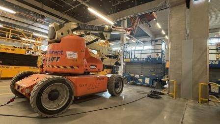 JLG E 450 AJ - Kloubová plošina: obrázek 1 JLG E 450 AJ - Kloubová plošina: obrázek 1