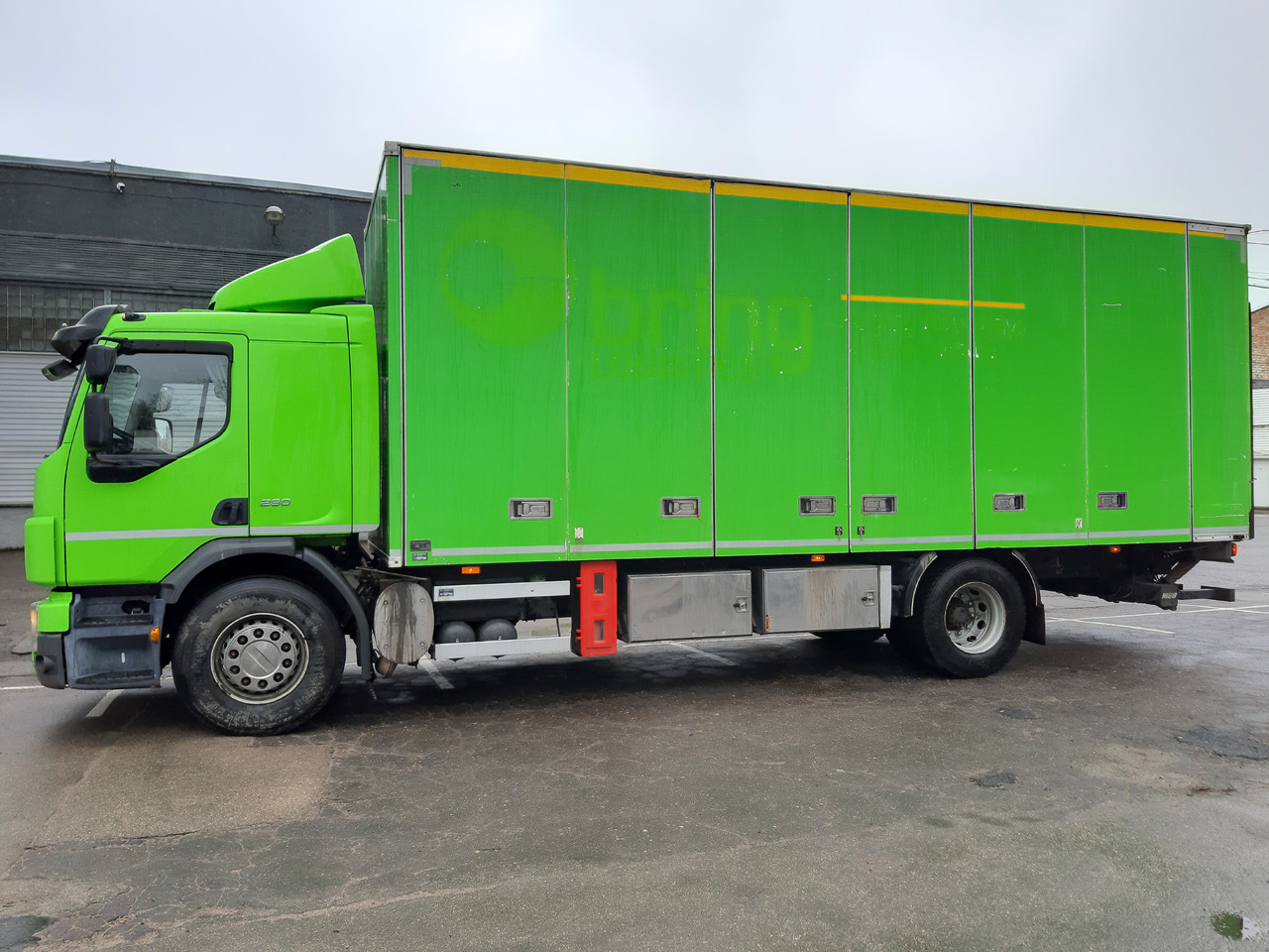 VOLVO FE - Skříňový nákladní auto: obrázek 4 VOLVO FE - Skříňový nákladní auto: obrázek 4