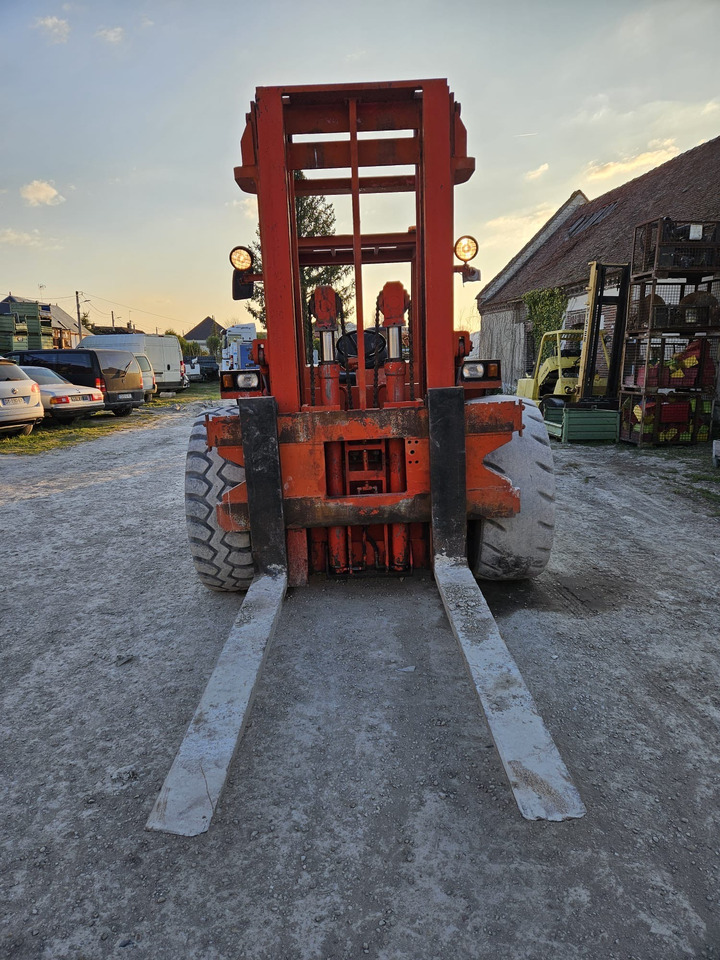 MANITOU MC80 F - Dieselový vysokozdvižný vozík: obrázek 5 MANITOU MC80 F - Dieselový vysokozdvižný vozík: obrázek 5