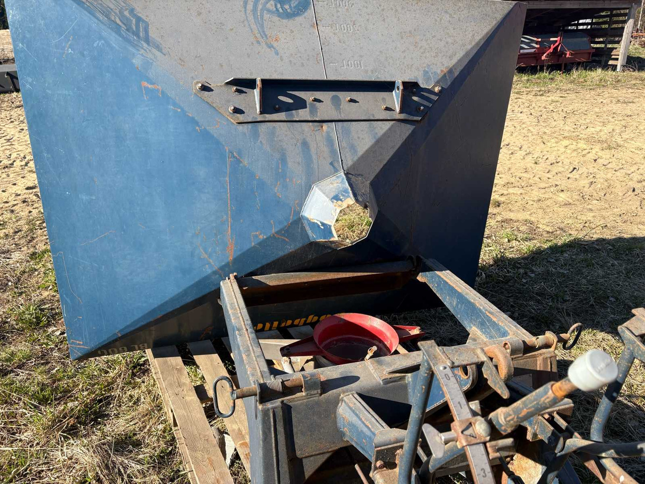 Fertilizer spreader Bogballe BL600/800/1000 - Rozmetadlo hnoje: obrázek 4 Fertilizer spreader Bogballe BL600/800/1000 - Rozmetadlo hnoje: obrázek 4