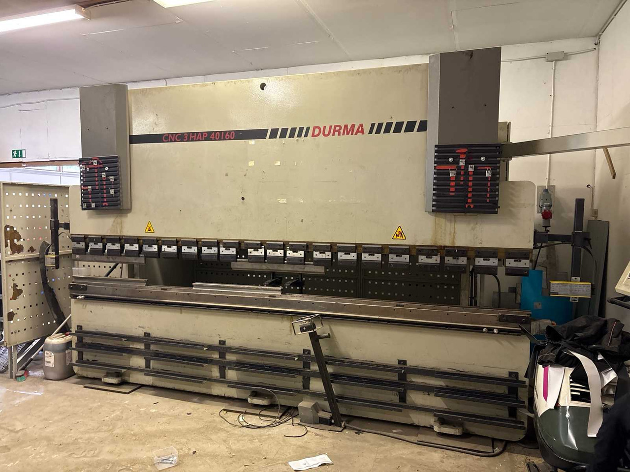 Press brake Durma CNC Hap 40160 - Obráběcí stroj: obrázek 3 Press brake Durma CNC Hap 40160 - Obráběcí stroj: obrázek 3