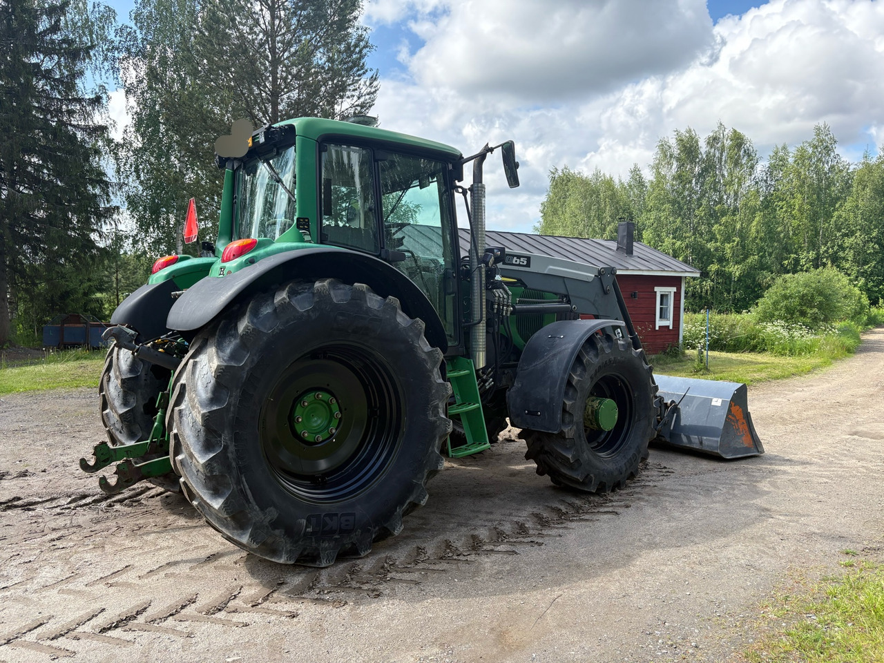 Tractor John Deere 6620 AutoPowr - Traktor: obrázek 3 Tractor John Deere 6620 AutoPowr - Traktor: obrázek 3