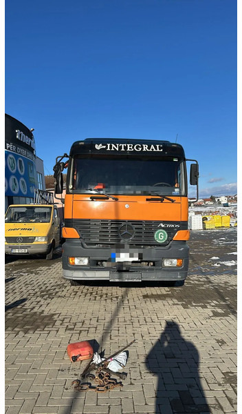 Mercedes-Benz Actros 1840 - Terminálový traktor: obrázek 1 Mercedes-Benz Actros 1840 - Terminálový traktor: obrázek 1