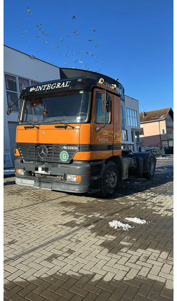 Mercedes-Benz Actros 1840 - Terminálový traktor: obrázek 4 Mercedes-Benz Actros 1840 - Terminálový traktor: obrázek 4