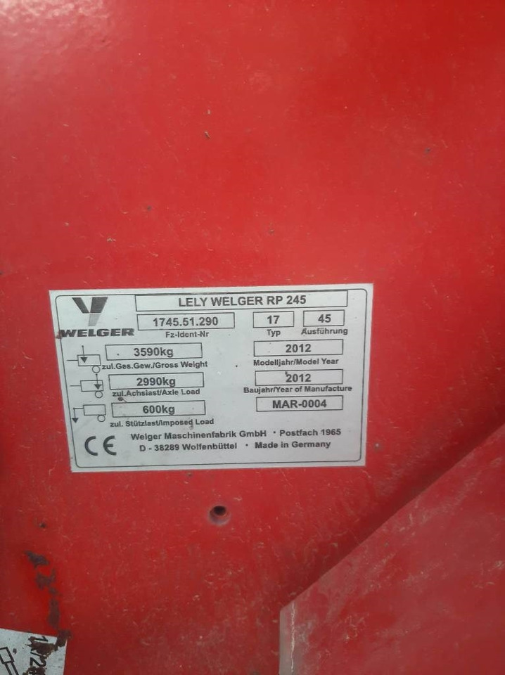 Lely Welger RP 245 Profi - Lis na válcové balíky: obrázek 5 Lely Welger RP 245 Profi - Lis na válcové balíky: obrázek 5