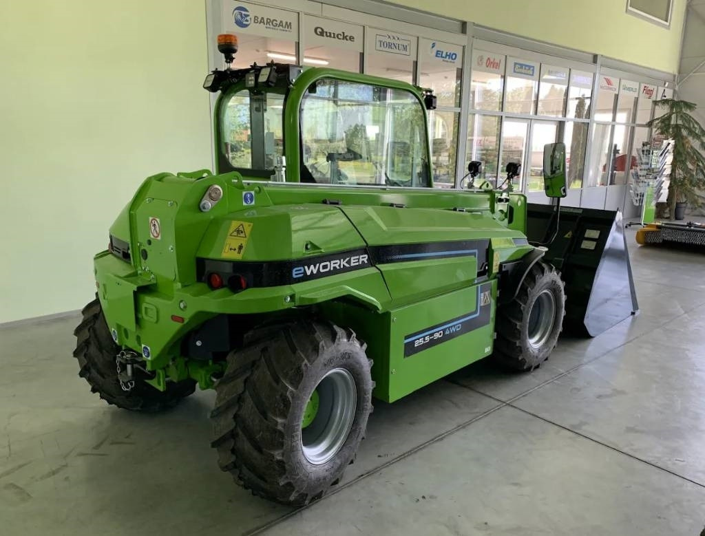Merlo EW25.5-90 4WD - Teleskopický manipulátor: obrázek 2 Merlo EW25.5-90 4WD - Teleskopický manipulátor: obrázek 2