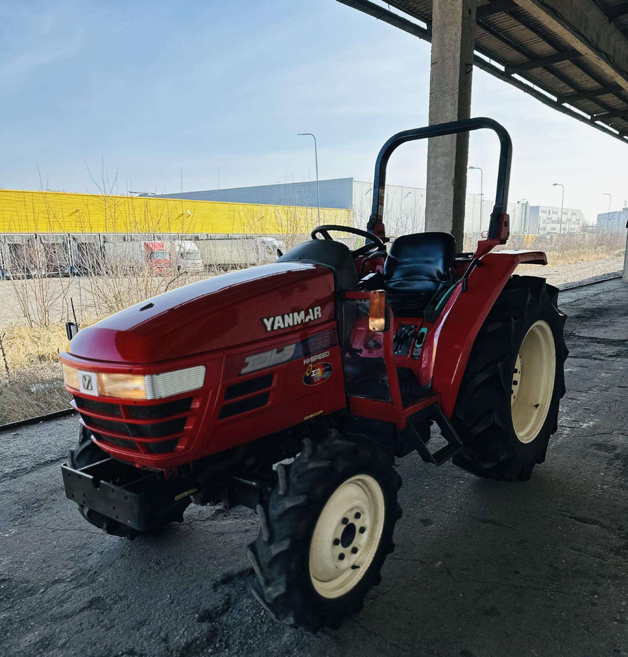 Yanmar AF330 - Traktor: obrázek 2 Yanmar AF330 - Traktor: obrázek 2